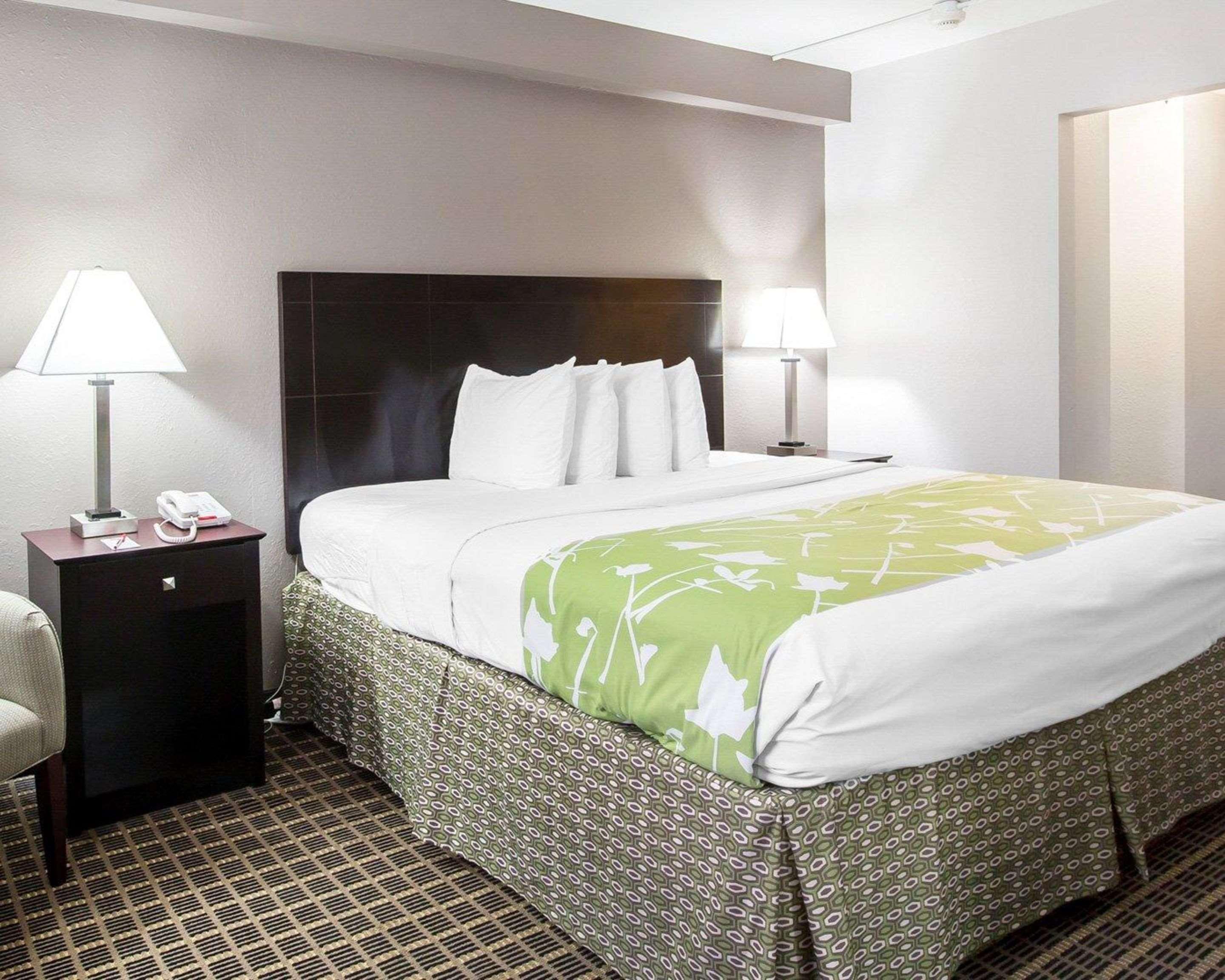 Econo Lodge Birmingham Hoover Eksteriør bilde