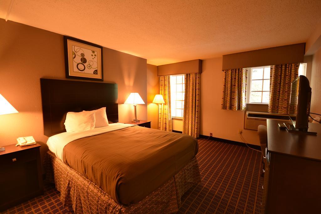 Econo Lodge Birmingham Hoover Eksteriør bilde